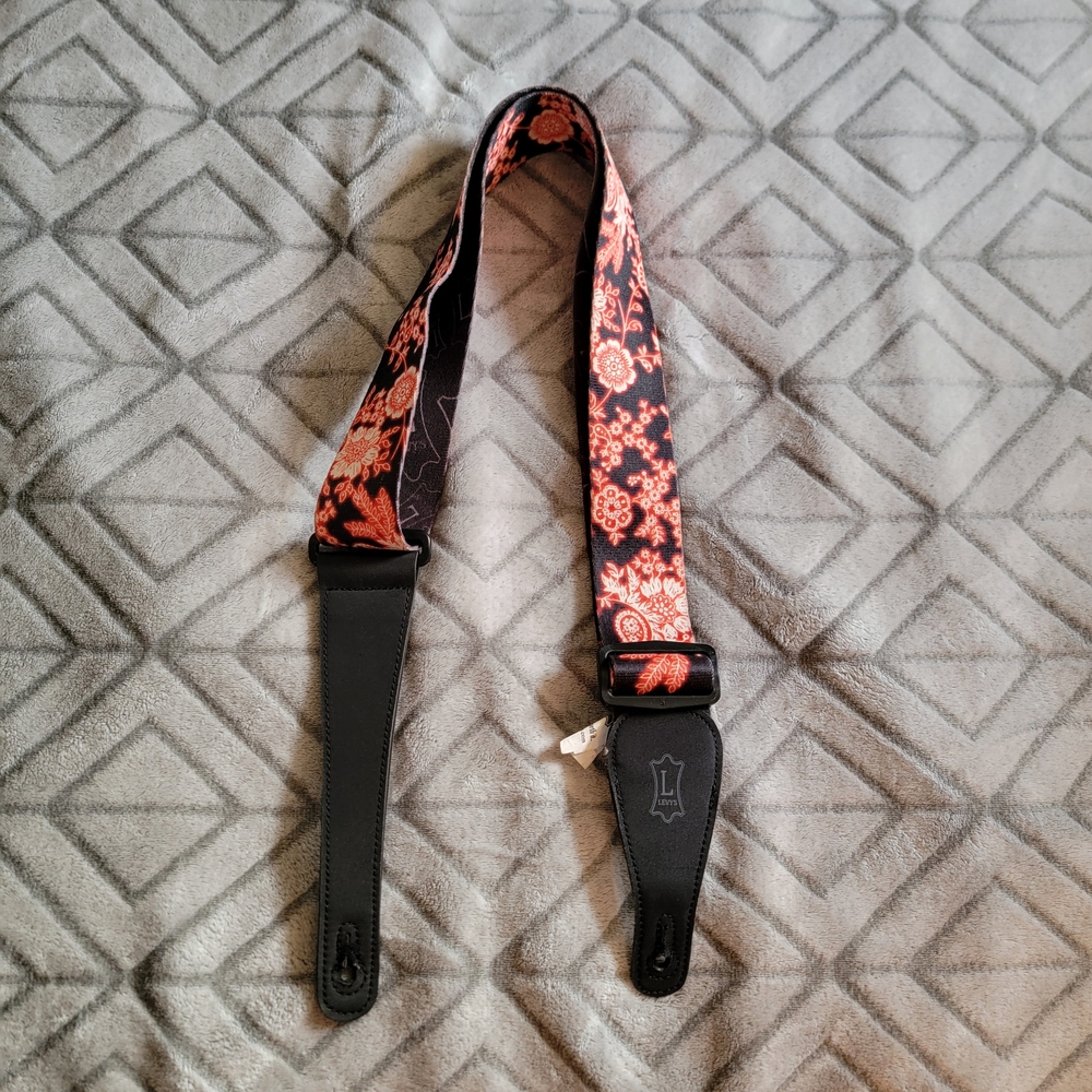 Levy's Guitar Strap Adjustable Red Orange Floral And Black